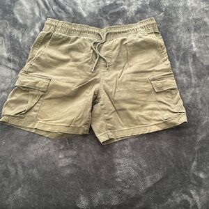 Men's Olive Green Cargo Shorts
